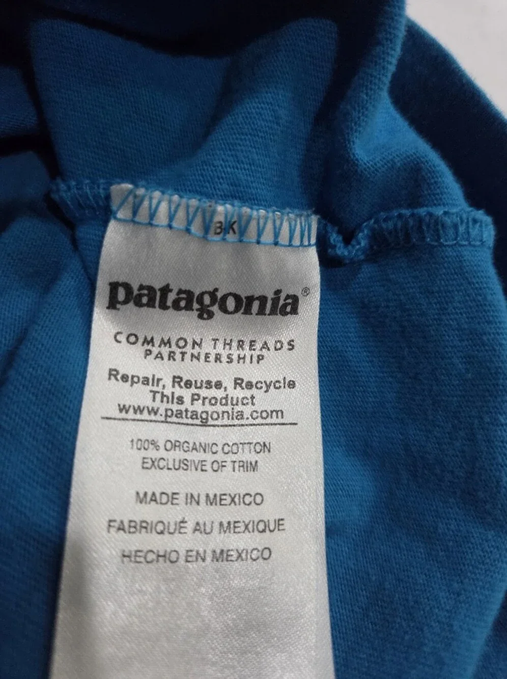 Patagonia Short Sleeve Crew T-Shirt in Bright Turquoise Sz.XL